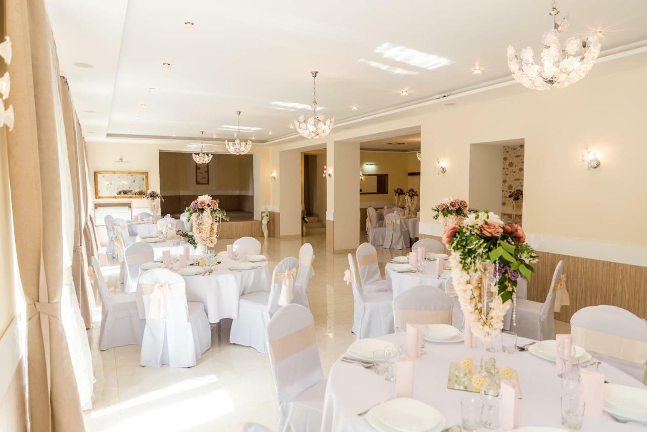 Hotel Dastan 레비체 외부 사진